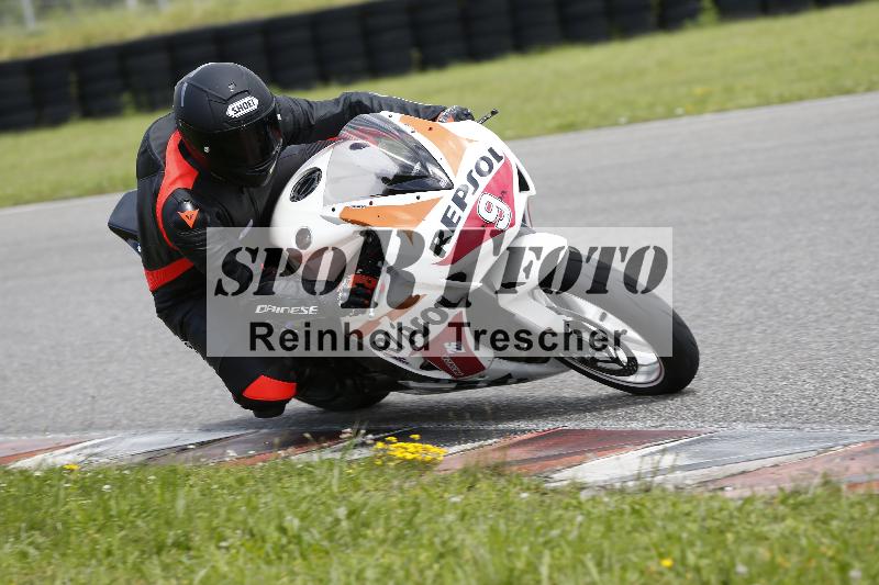 /Archiv-2024/29 12.06.2024 MOTO.CH Track Day ADR/Gruppe gelb/9